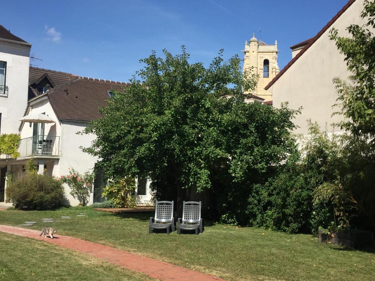 Les Gites Du Clos Saint-Martin Maule 外观 照片