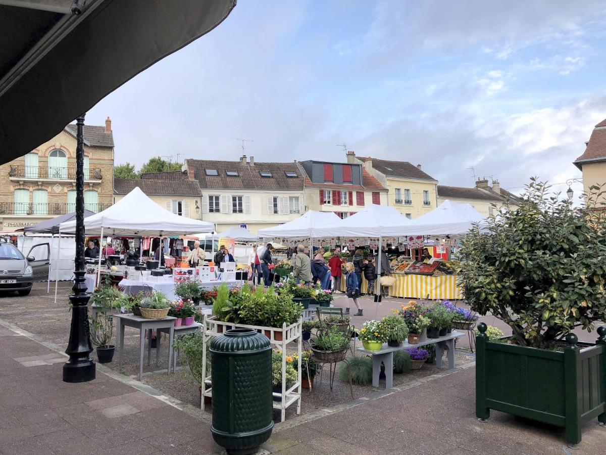 Les Gites Du Clos Saint-Martin Maule 外观 照片