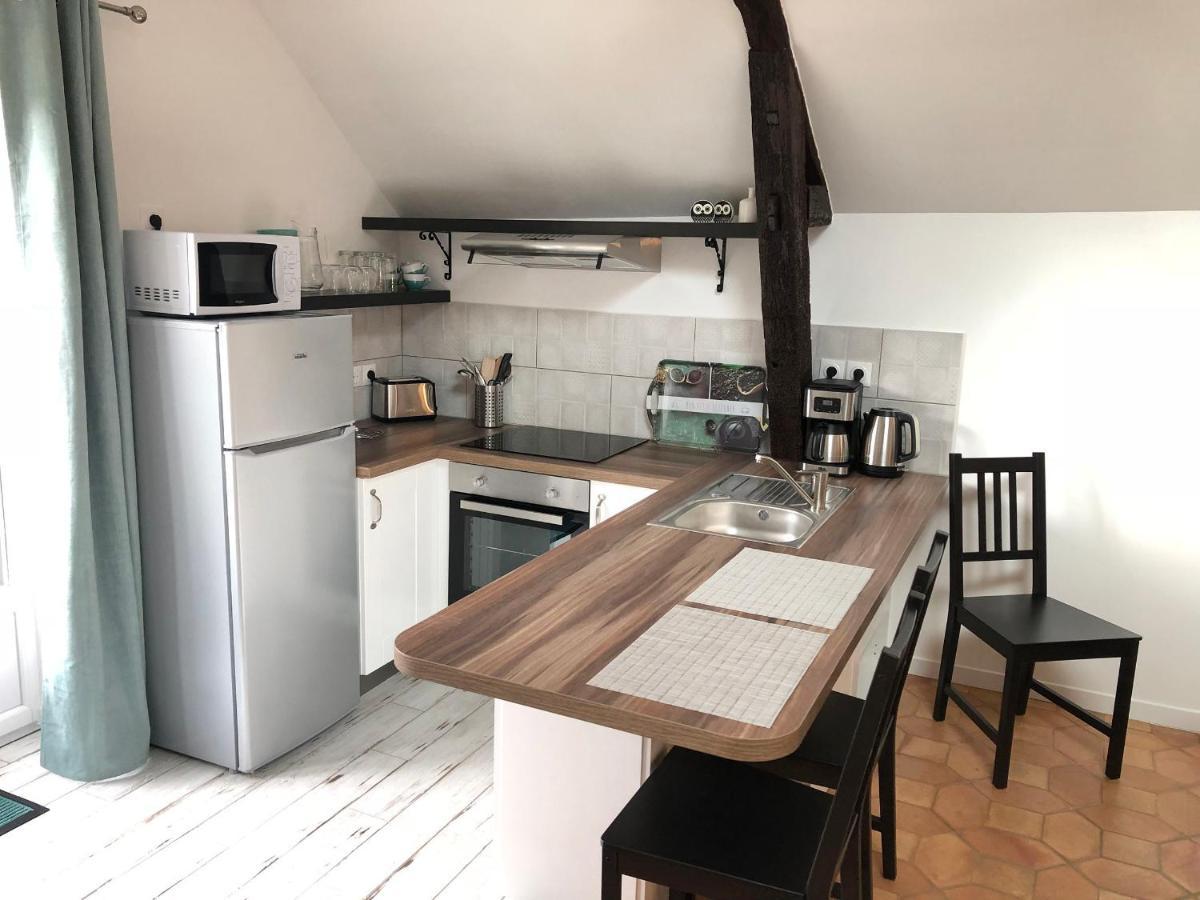 Les Gites Du Clos Saint-Martin Maule 外观 照片