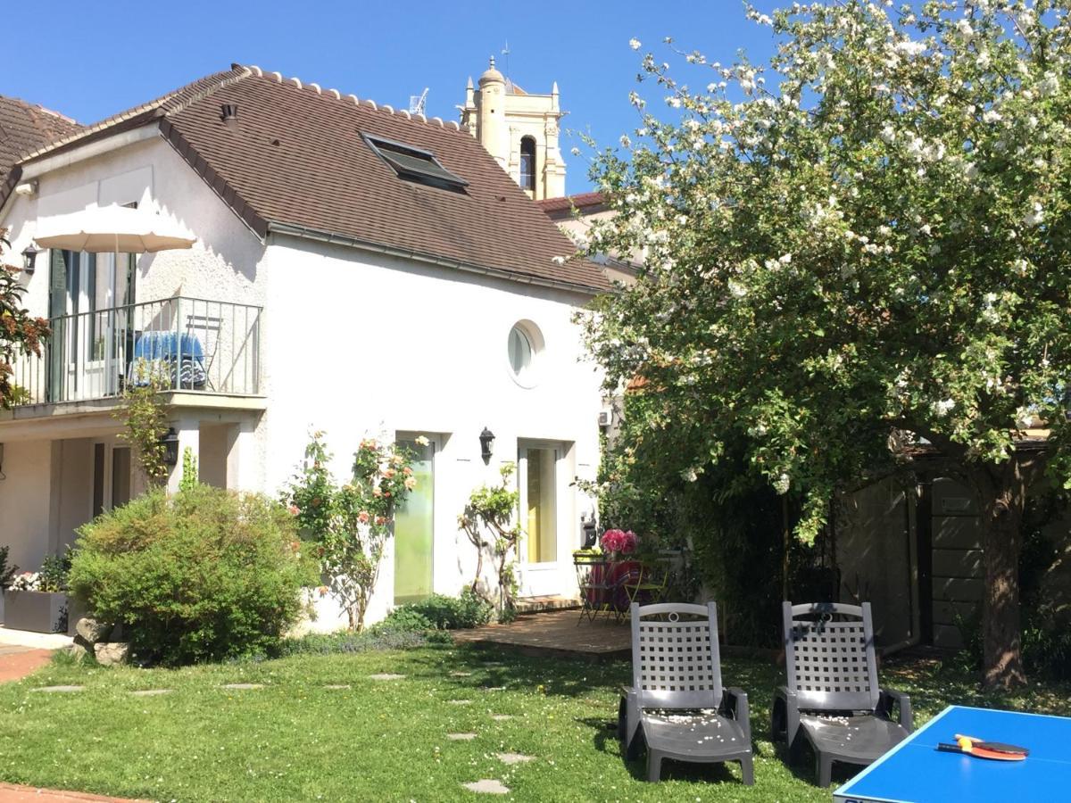 Les Gites Du Clos Saint-Martin Maule 外观 照片