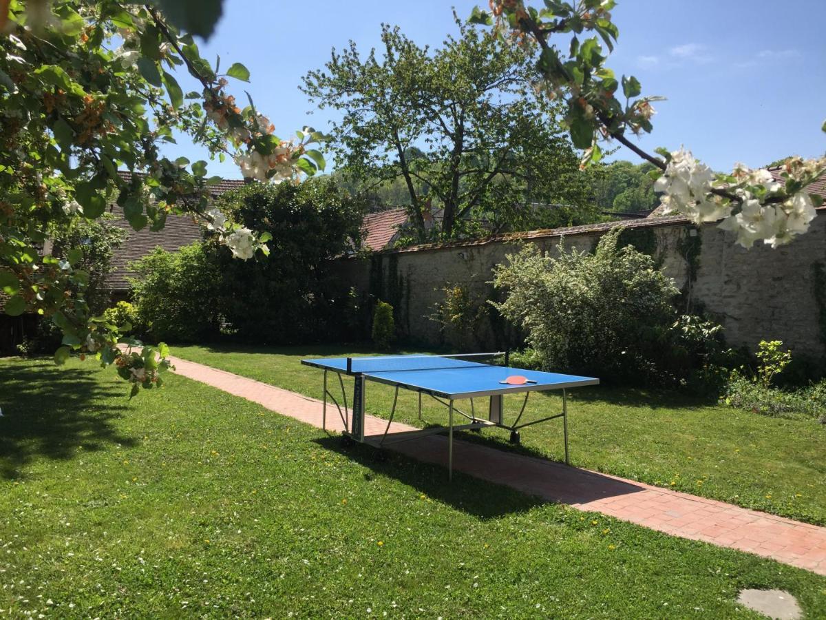 Les Gites Du Clos Saint-Martin Maule 外观 照片